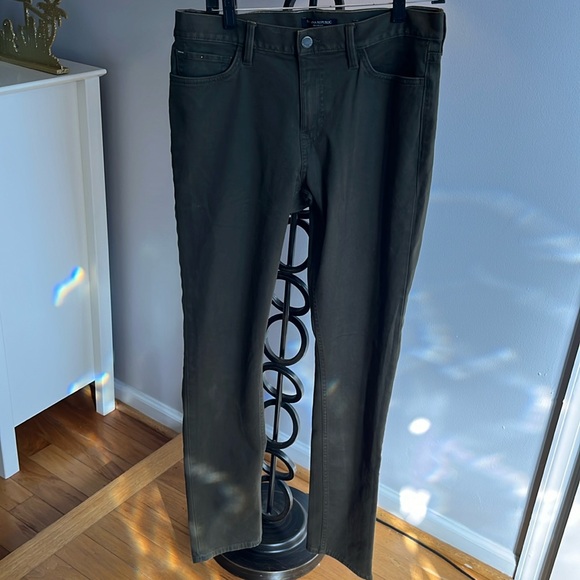 Banana Republic sage green Travel Jean Skinny Fit 32x34 w/stretch for comfort - Picture 1 of 4